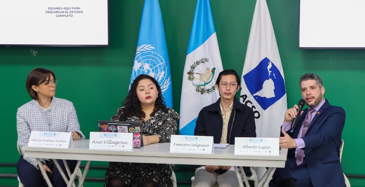 UPCV formó parte del conversatorio de presentación del estudio “Voces digitales, impactos reales”, que promueve la participación juvenil segura en internet